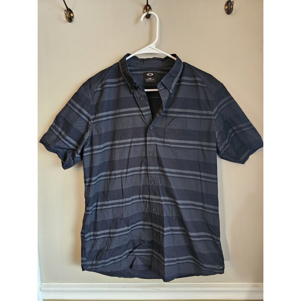 Oakley Regular Fit Polo Shirt Men's‎ Size M Black/Gray Striped